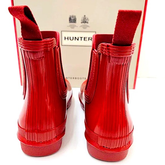 Red hunter boots - worn twice, size 6 - Picture 4 of 7